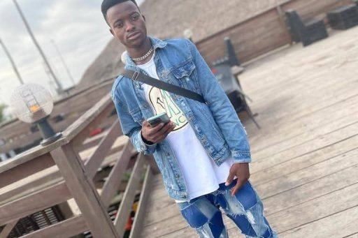 DJ Makosam Official Biography 