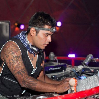 480170_423530821008712_412186423_n