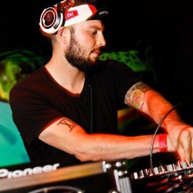 1544320_694902503888727_5287857607709675635_n