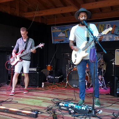 942894_963784603675889_590222369279147639_n