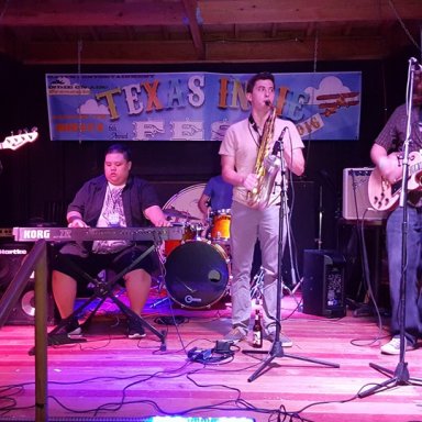 10330240_963800430340973_329316687009697113_n