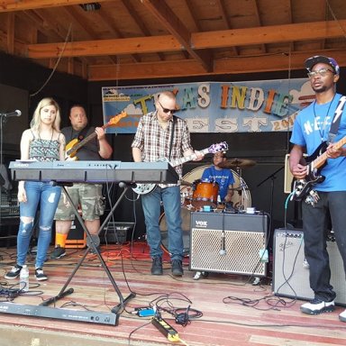 10356307_963775307010152_4936430656714915563_n