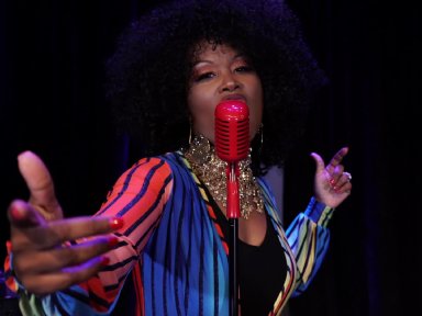 VIDEO 2 - Love With A Ring Attached OFFICIAL VIDEO_Moment 2