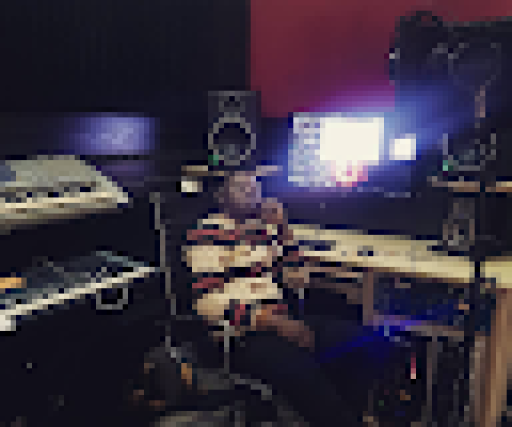 Chrisstringz