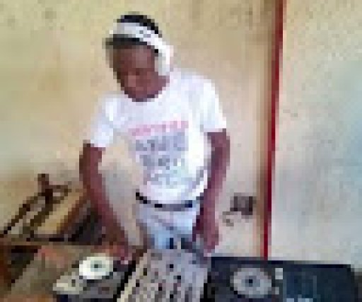 Charles somo DJ CHISTO SA