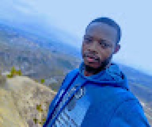 G&eacute;n&eacute;sie Abongo