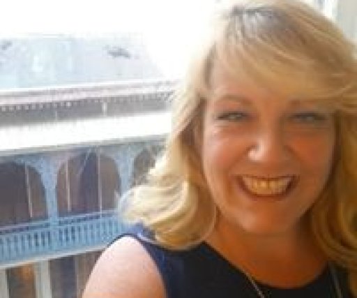 christina.acton-perry