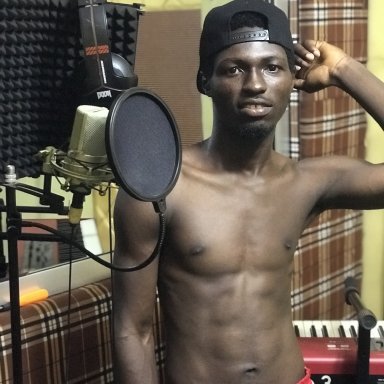 Mclord Richy TRIBUTE  Ft Young Stunner 