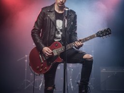 Zach Justver - Fuck system 