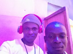 Lwesikulabye by Small King ug ft Eagle B 