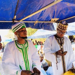 @abu-zakiru