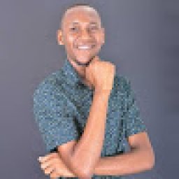 @yuge-mwenyewe